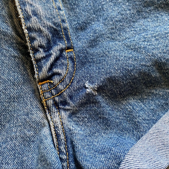 VINTAGE High Rise Jean Shorts - Picture 2 of 4
